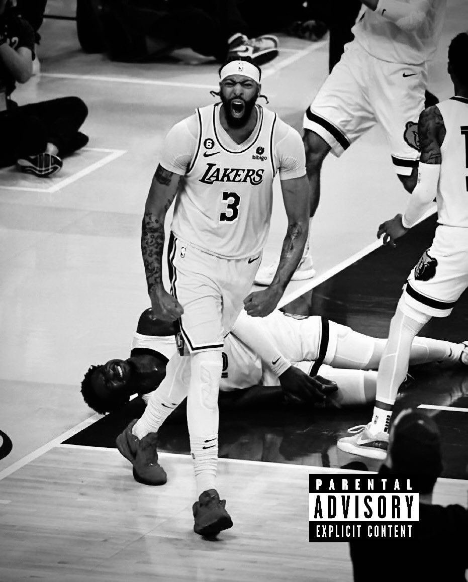 TheWorm2878's tweet photo. @LakeShowYo https://t.co/j9JkRhMIbd