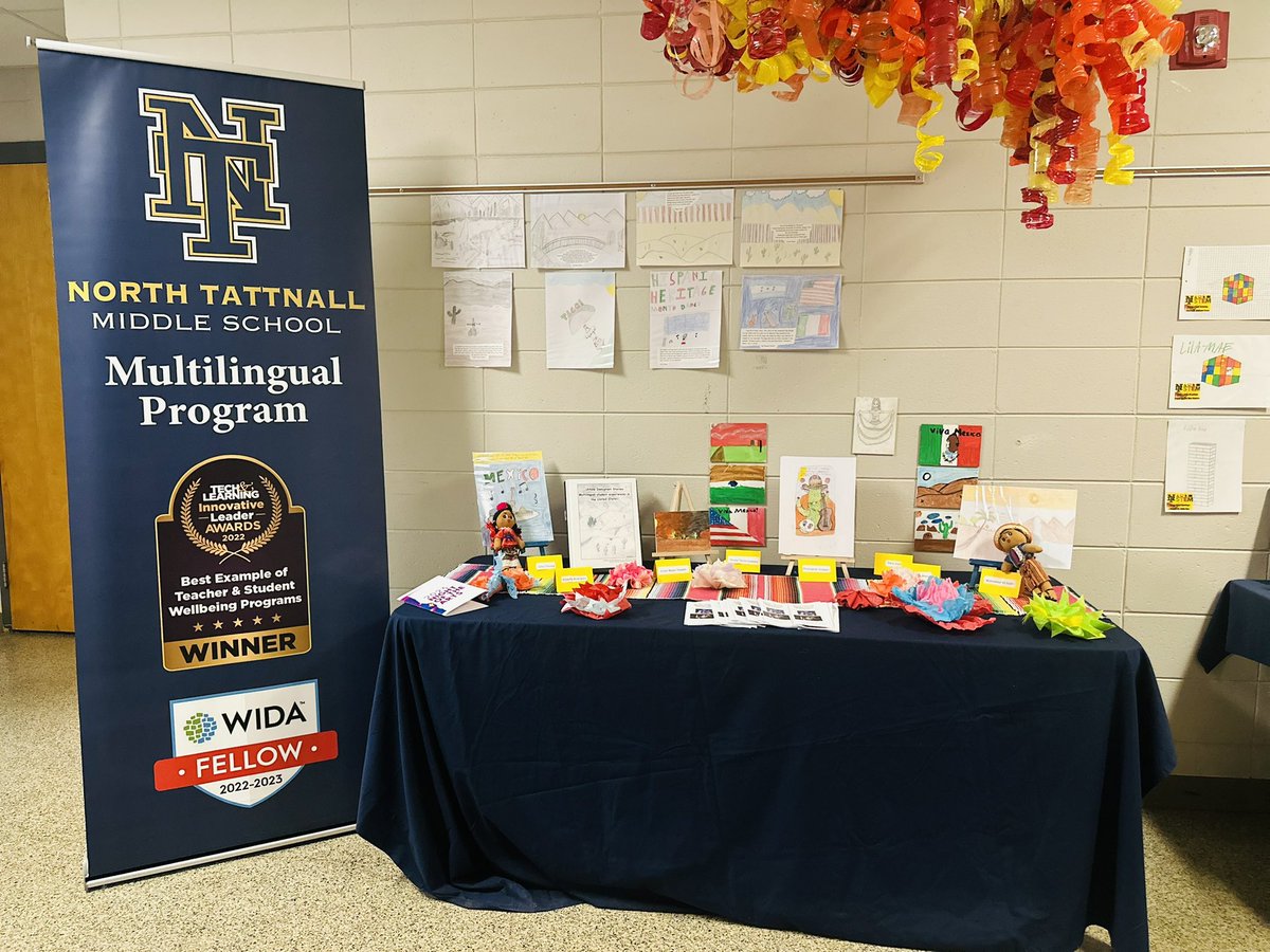 DRCLAUDIAMTZ1's tweet image. Proud to have been a part of the TCHS ArtFest. I have to brag about the Tattnall County art and music department. I felt inspired and glad to be part of this fantastic learning experience. #TheWarriorWay #MultilingualProgram 👨‍🎨❤️🎨