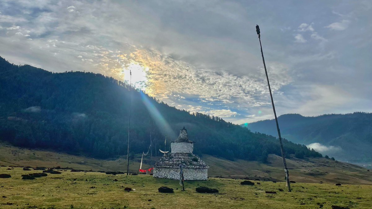 CRRinzin's tweet photo. #Phobjikha Valley, #Bhutan #Ramsar site @RamsarConv, @tourismbhutan https://t.co/pXoxh4qs76