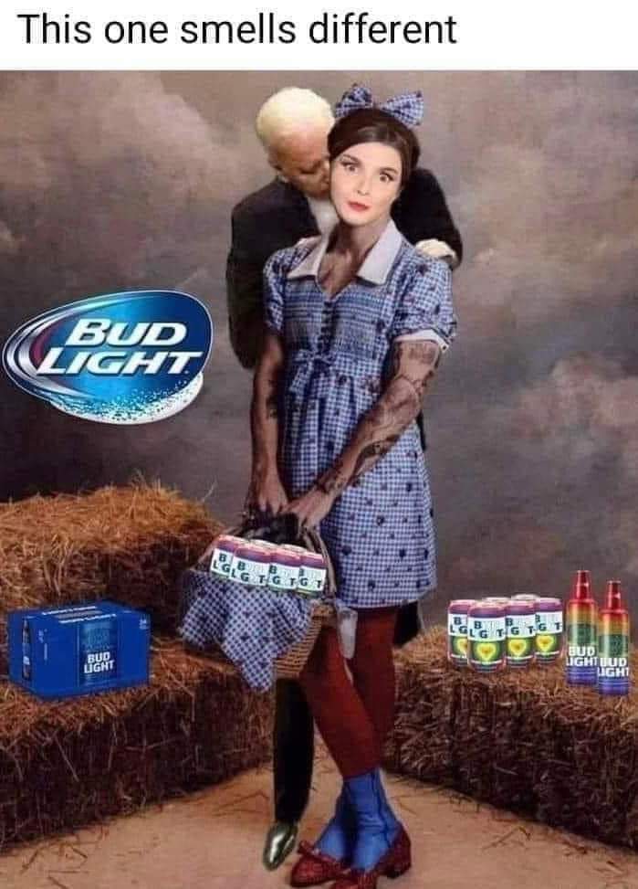 RambosCorner's tweet photo. @BudLight @POTUS
#BudLight #TransLight #JoeBiden https://t.co/nIWfYF5wsq