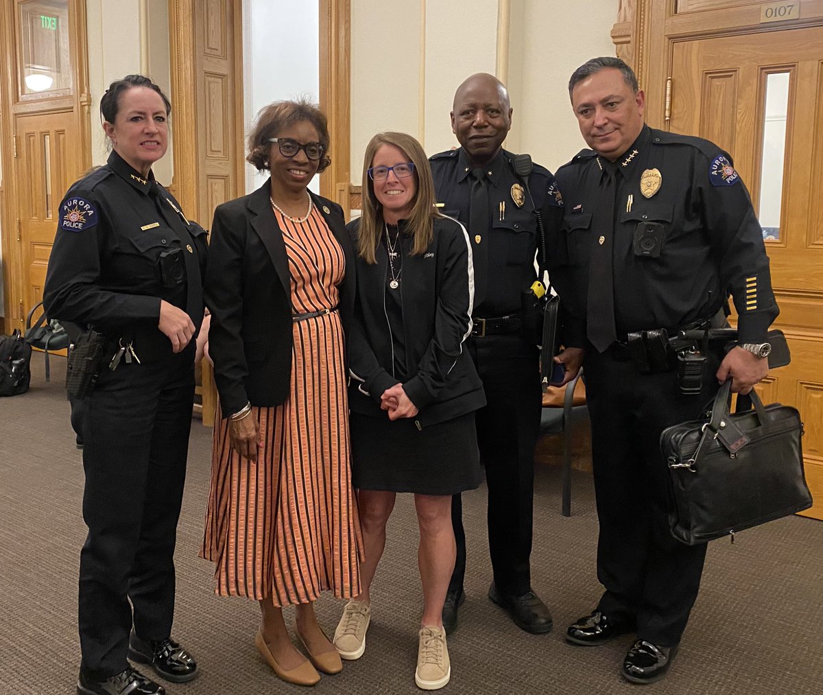 #SB75 w <a href="/TonyExum/">State Sen. Tony Exum</a> moves forward. This bill makes an important change to protect child witnesses &amp; victim’s Identifying info from public reporting. Thanks <a href="/NaquettaR/">Rep Naquetta Ricks - COHD40</a> &amp; <a href="/BriannaForCO/">Rep Brianna Titone - COHD27</a> for presenting #SB75 and <a href="/ArtAcevedo/">Chief Art Acevedo</a> for testifying in front of House Judiciary committee.#coleg