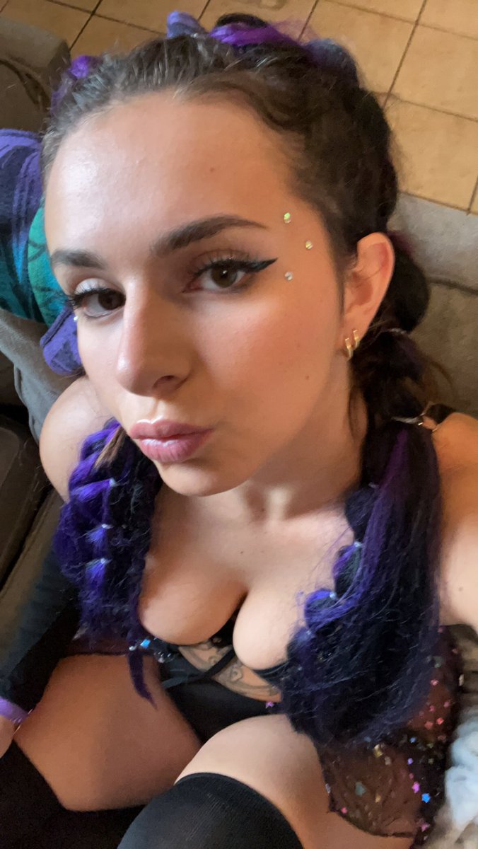 starrfaast's tweet photo. project glow quick recap🫡 https://t.co/itwQZLuKL4