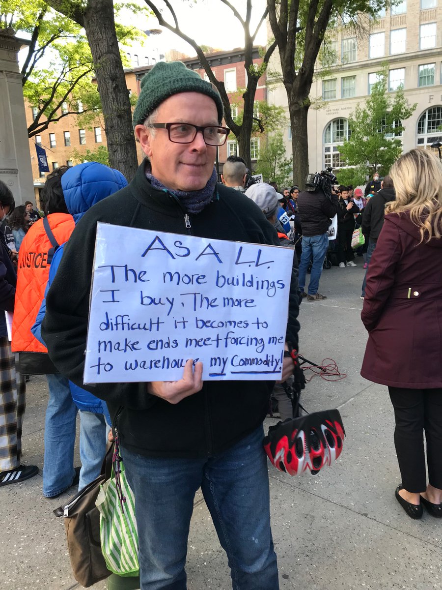 CooperSq's tweet photo. We rallied at the RGB meeting w/ @CMCarlinaRivera, @TenTakeControl &amp; other tenants for rent freezes &amp;/or rollbacks tonight! https://t.co/lt2JJMhXRV