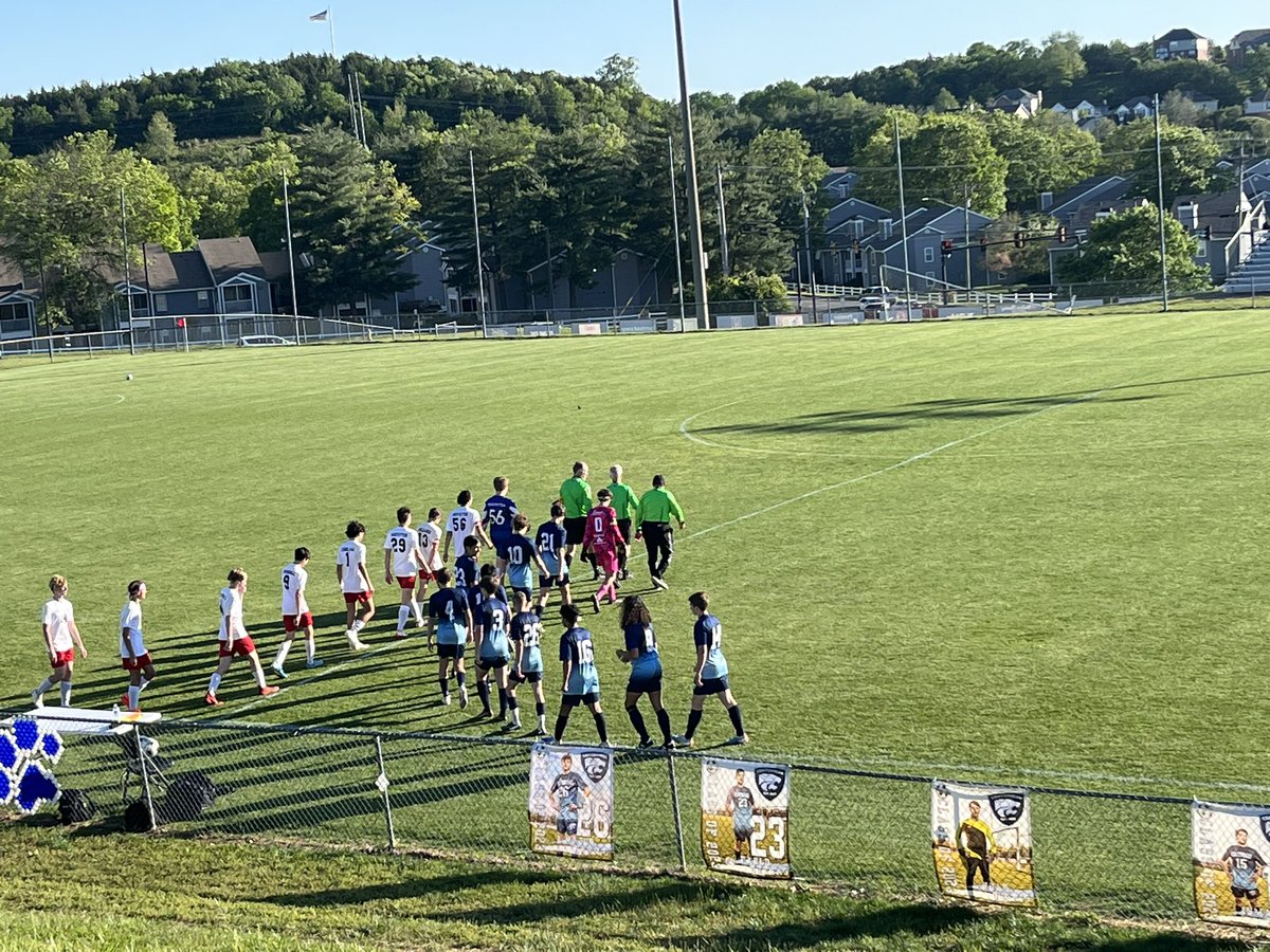 CHSmensoccer's tweet photo. Thats a wrap on senior night! 9-0 win!
Merrick Thomas 1 goal 1 assist 
Jameson Shannon 2 goals 1 assists
Brewer Osteen 2 goals 3 assists
Logan Brunton 1 goal 1 assist
Mason Cahill 1 goal
Fher Nava 1 goal 1 assist
Dom Young 1 goal
Clean Sheets for Dominic Young &amp; Noah Dorris https://t.co/7Vs0oZr0rU