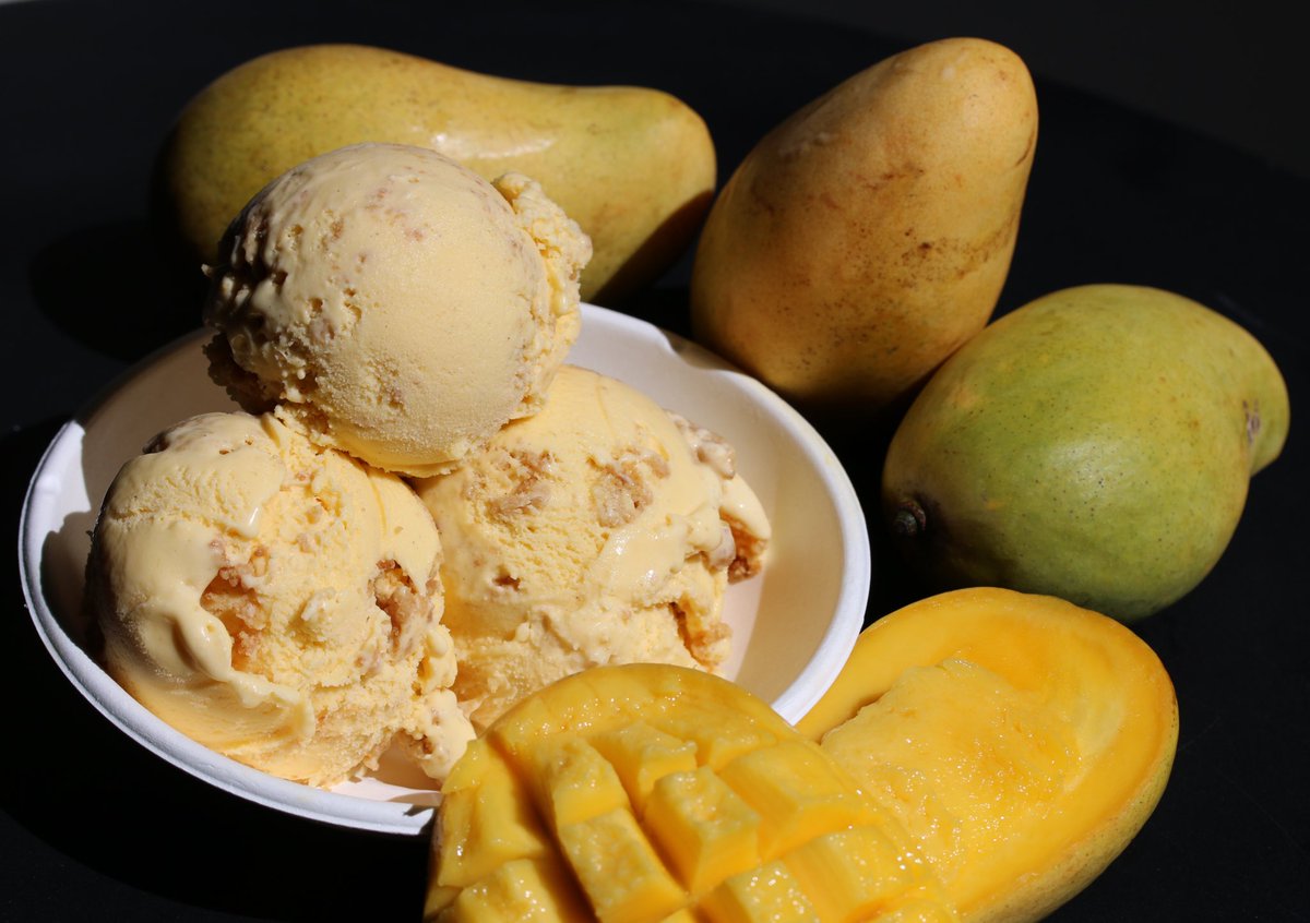 humphryslocombe tweet media