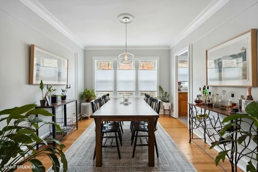 boho-chicagoan-on-twitter-pretty-nice-true-2-bedroom-with-a-separate