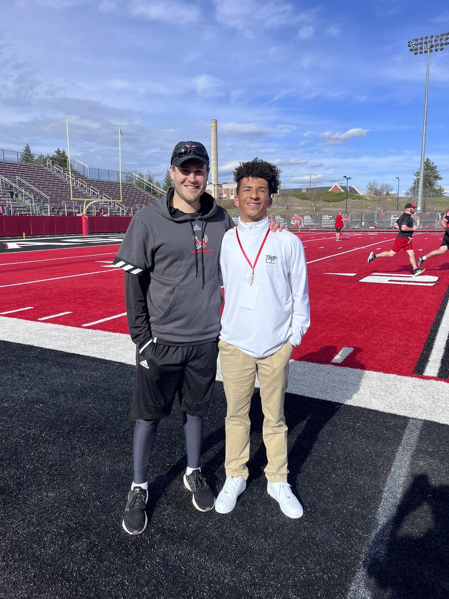 isaiahlangham's tweet photo. Thank you @coachjmcdaniels @CoachChapin for having me out, I had an amazing time! https://t.co/gkbnK0k7RV