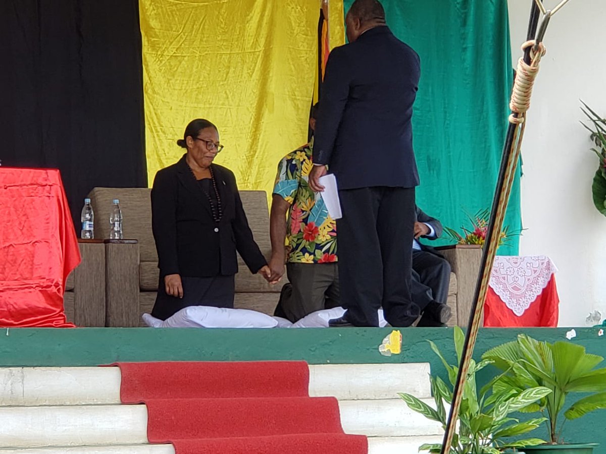 VMofaicet's tweet image. Today Vanuatu has commissioned the first female Head of Mission H.E. Mrs. Viranria Brown as the Vanuatu High Commissioner-designate to the Republic of Fiji.