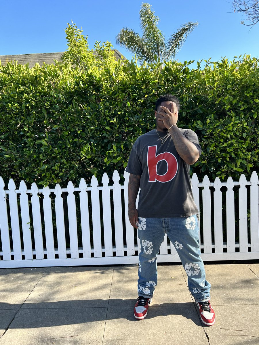 HellraiserZay's tweet photo. B!tch I’m still in my bag 🎒👣👹 https://t.co/BN7aiD9ze7