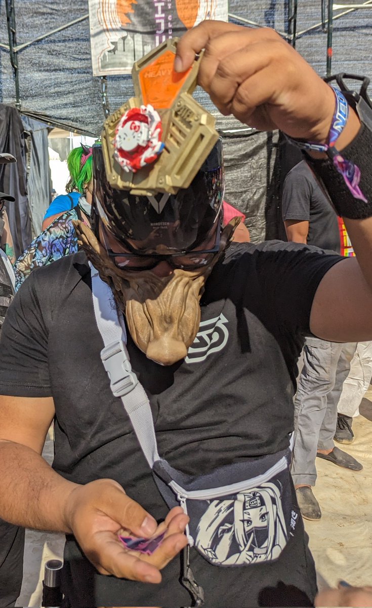 PrinceGoodgame's tweet image. Day 63 of @GamerSupps: This past weekend I was off-planet, at #Neotropolis for the annual cyberpunk shenanigans and debauchery.

I participated in my first beyblade tournament with my Hello Kitty beyblade, which I named "Tokyo Goodbye".

Also had to rep the yandere shirt lol