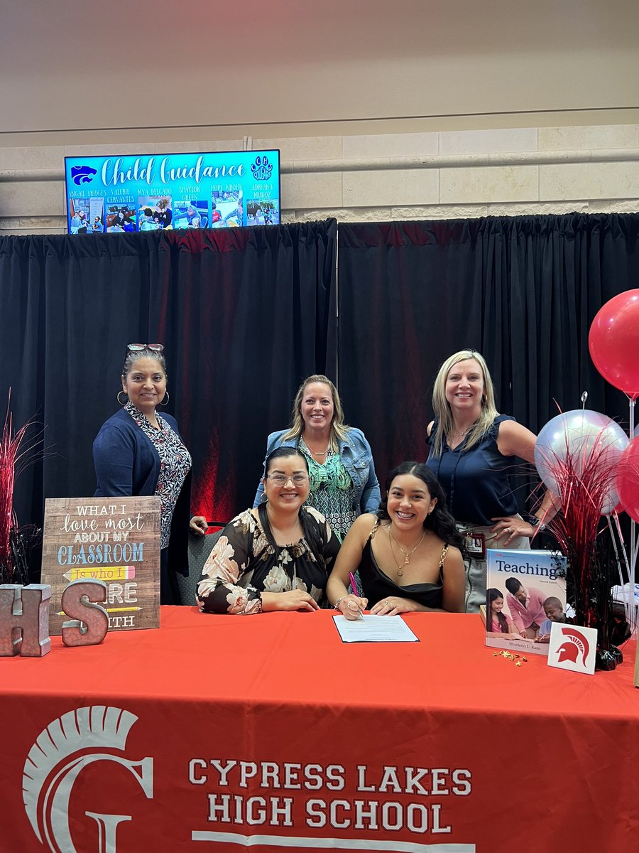 Cy Lakes HS tweet media