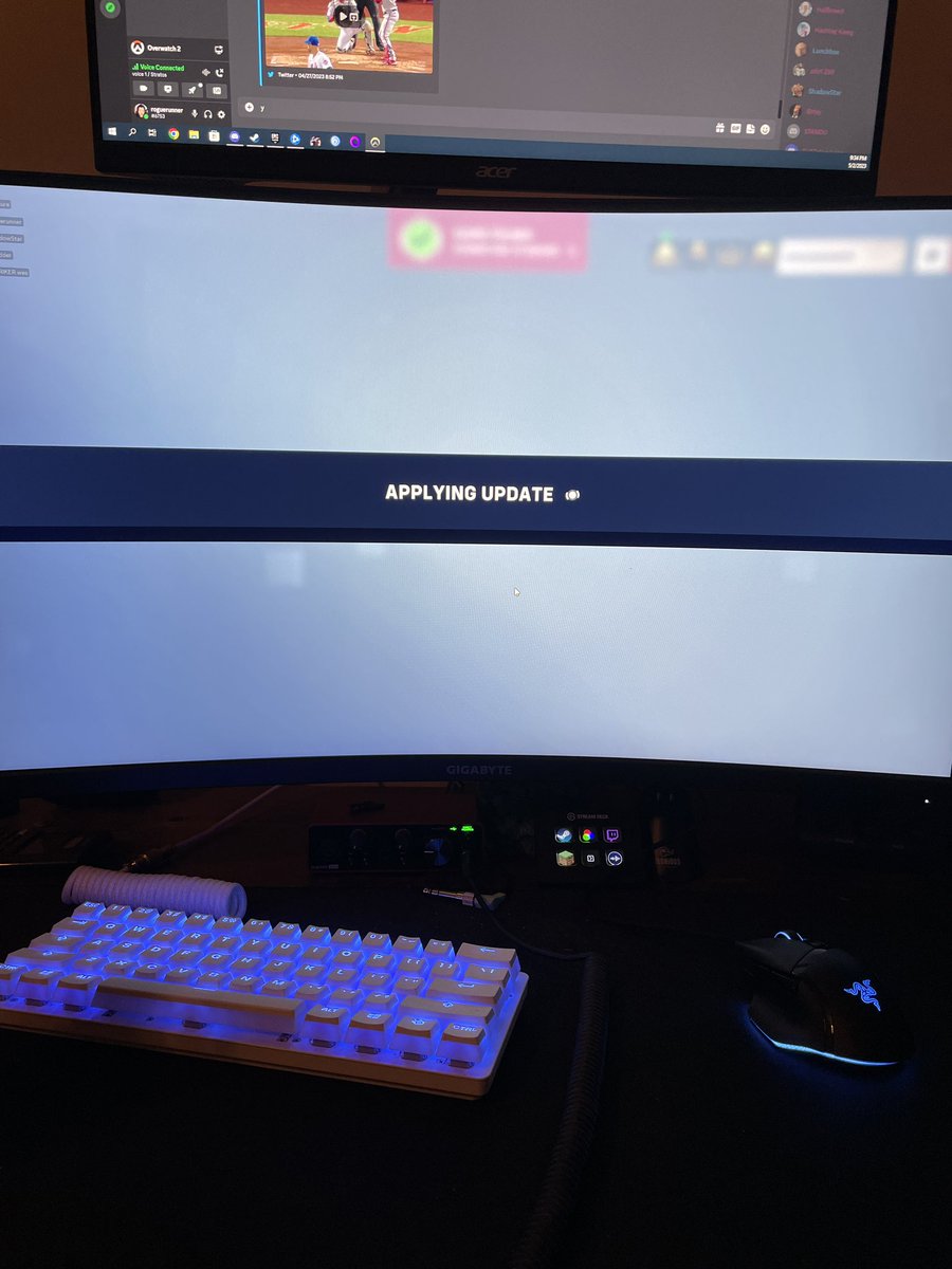 DCaudell1997's tweet photo. Gotta love getting the “Applying Update” glitch while loading into a competitive match, then getting banned. Apparently this has been a glitch since Overwatch 2 launched.
#Overwatch2 #Activision https://t.co/EOYLen1mGe