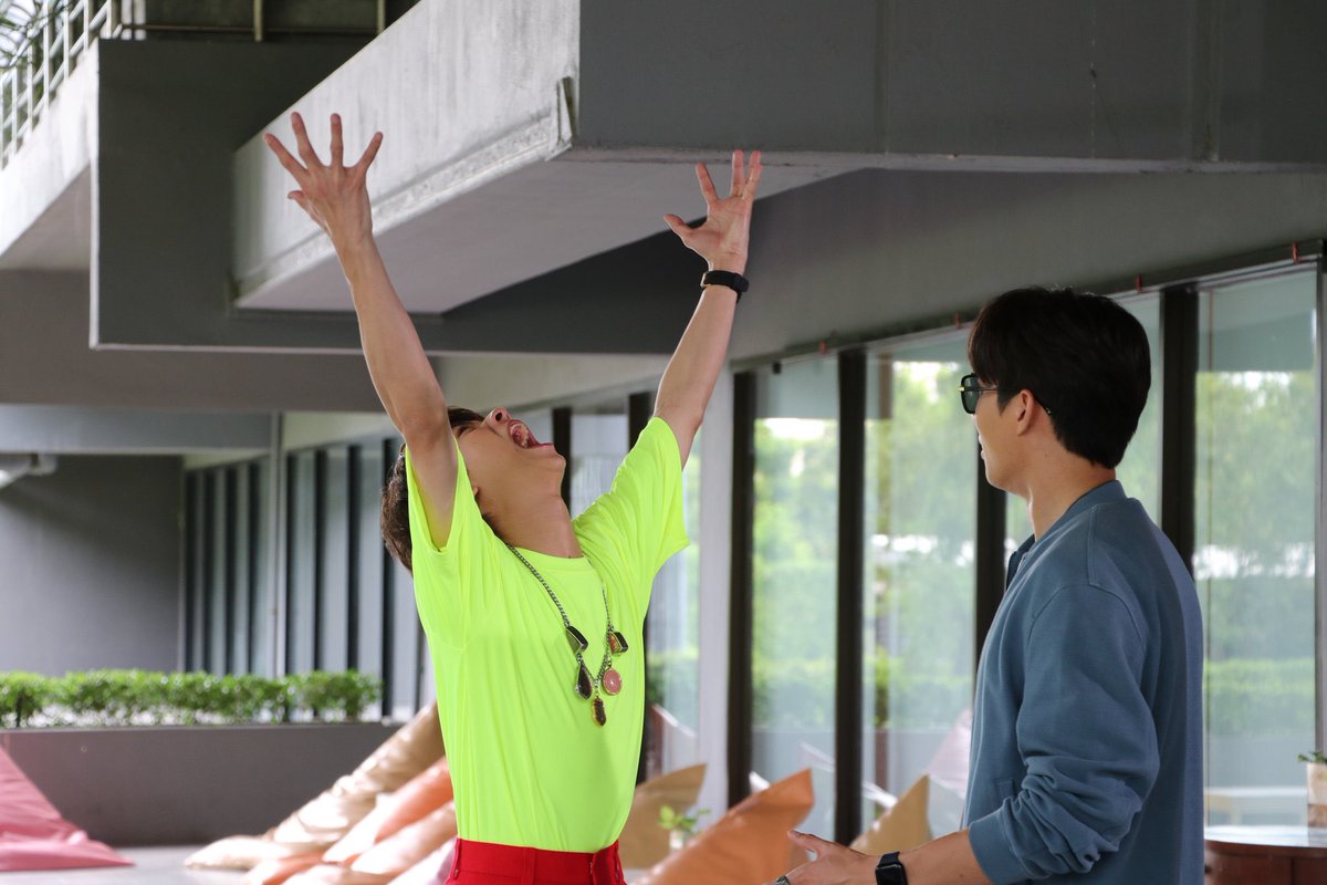 kmimeeeeee's tweet photo. ขอบคุณในความตั้งใจทุ่มเทแล���พัฒนาตัวเองมาตลอดของพี่ฟลุ้คกับหลายๆซีนที่เราไม่นึกไม่ฝันว่าจะเห็นพี่ฟลุ้คทำอะไรแบบนี้เป็นอะไรที่เซอร์ไพรส์มาก สร้างรอยยิ้มและเสียงหัวเราะมากๆ มีความสุขที่ได้รับชม

 🫶👼🤍 " เทวดากฤตย์ " จะเป็นอีกบทบาทที่เราภูมิใจ เก่งมากๆค่ะ👏👏👏👏
#ThankyouMakeaWish https://t.co/WUc1nCO2NX