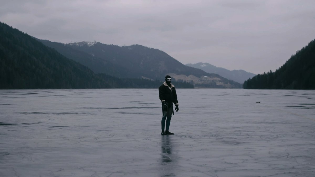 99media_'s tweet image. 🤿 3,2,1… Hold your breath, like a #freediver.

For Tolga Taskin, #apnea is like meditation 🧘‍♂️
Will he succeed in his challenge of breaking a world record?

👉 Watch this incredible #shortdoc about human limits in 10 languages : 99.media/en/freediver-t…

#shortdocs #documentary