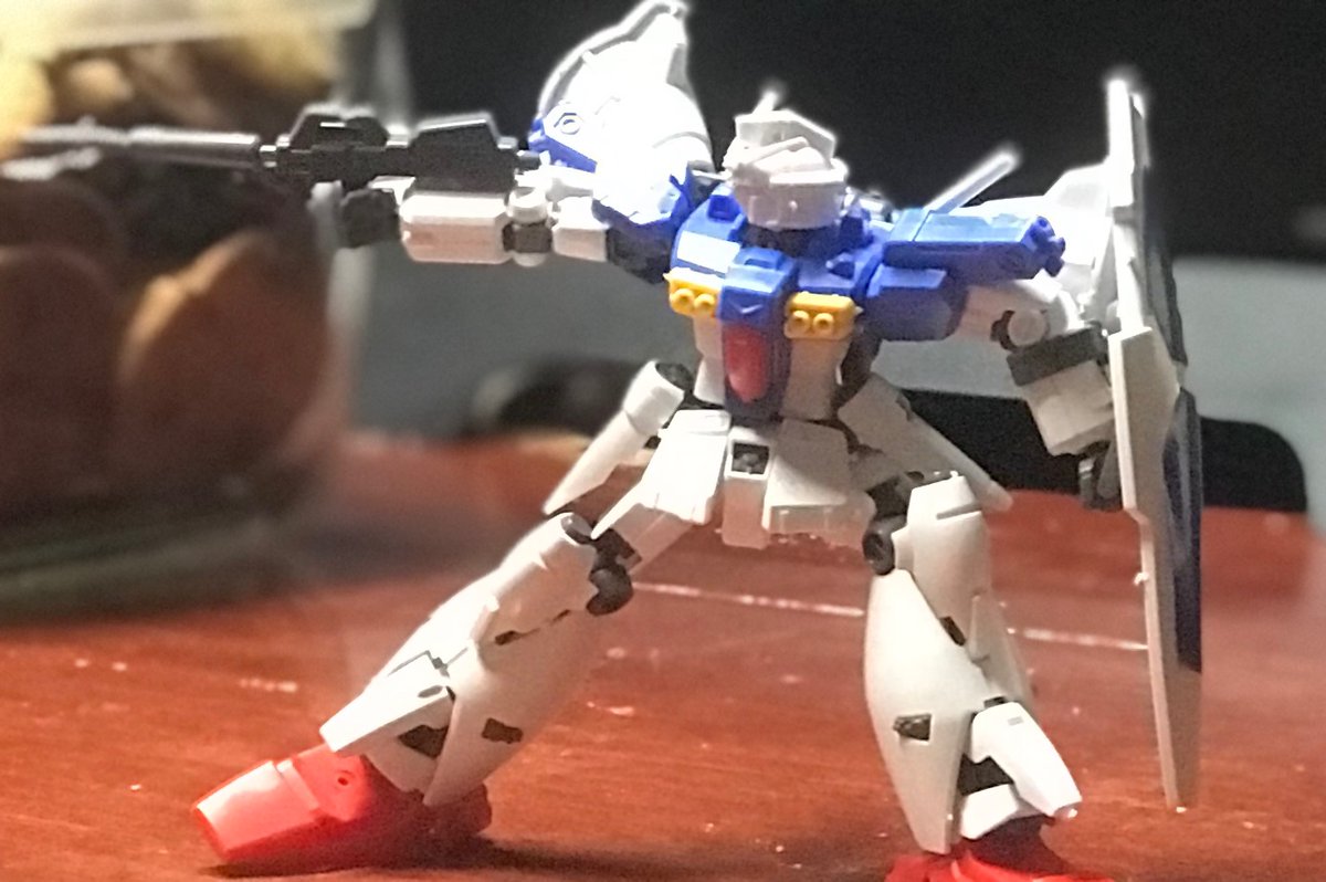 Endeavoursuck2's tweet photo. First few photo shots of the RX78 GP01 Perfect Grade Gundam! Next photo shoot will be this Saturday!!! https://t.co/vtuH81aqbR
