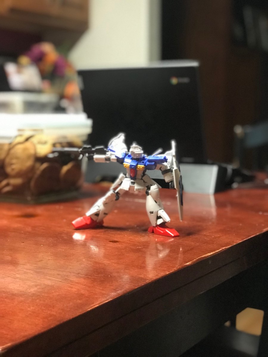 Endeavoursuck2's tweet photo. First few photo shots of the RX78 GP01 Perfect Grade Gundam! Next photo shoot will be this Saturday!!! https://t.co/vtuH81aqbR
