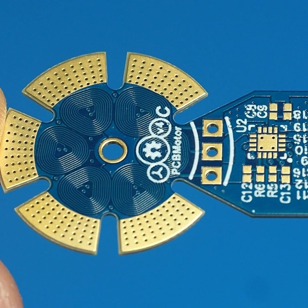 PCBWayOfficial's tweet image. 👀🔍Super mini #PCBs, #microscopic view they're kind of cute!
looking forward to @BugejaCarl 's follow up test!

@PCBWayOfficial  dedicated to perfection in every detail.