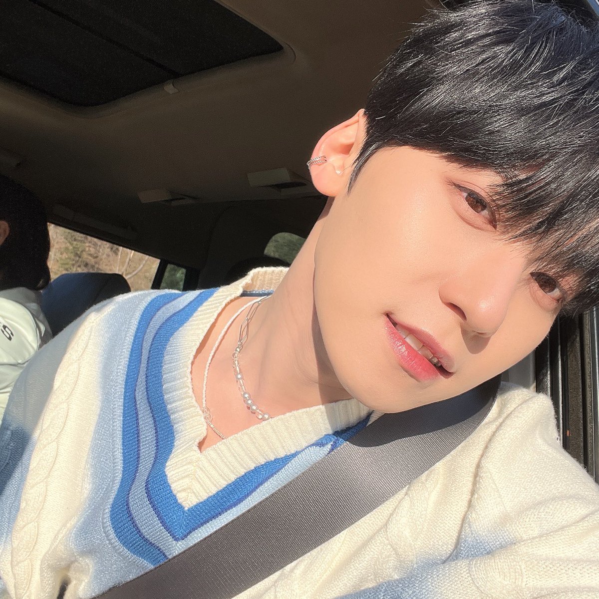 KeonHya's tweet photo. 우앙ㅜㅜ아덜 기여워요 https://t.co/AxMKAlSy6m