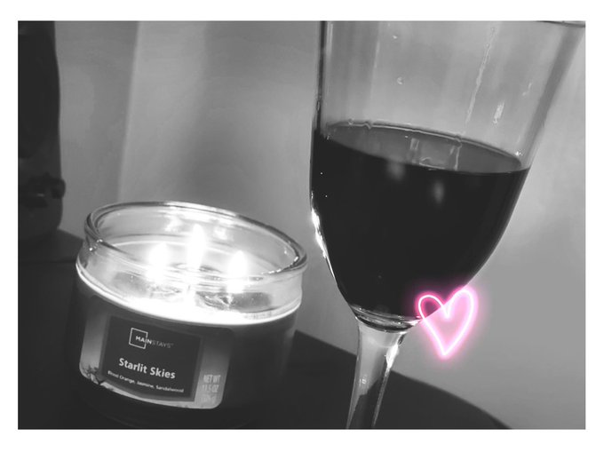 The perfect romance 😍 #romantic #wine #candles https://t.co/SmJNCKCSOY<a href="/tag/romantic"class="tags">#romantic</a><a href="/tag/wine"class="tags">#wine</a><a href="/tag/candles"class="tags">#candles</a>