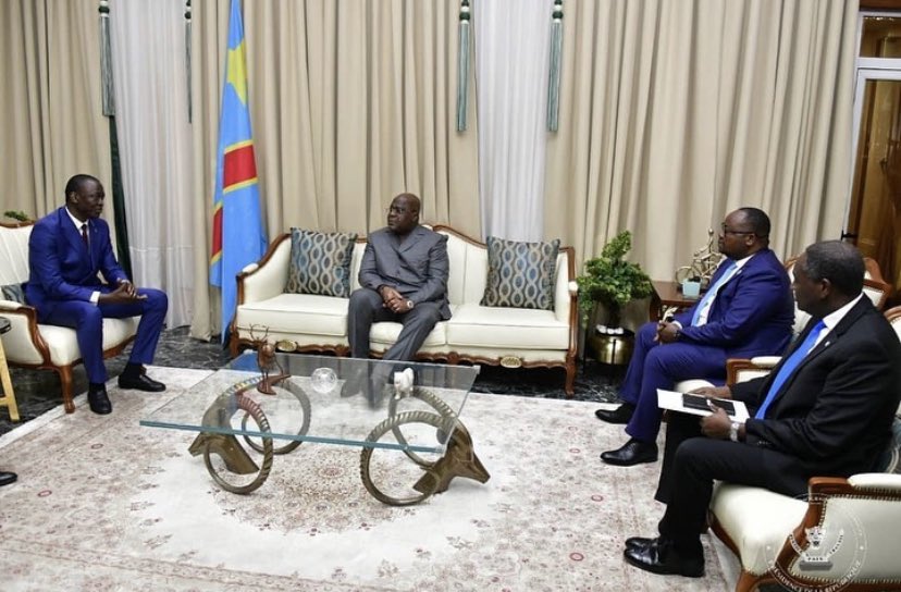 mintourismerdc's tweet photo. 02.05.2023 
Le ministre du tourisme SEM Didier MAZENGA a accompagné une délégation d l’opposition tchadienne auprès du président de la république SE Félix A.Tshisekedi afin de parler sur la crise politique au Tchad.1/2 @Presidence_RDC @PrimatureRDC @fatshii13 @LukondeSama https://t.co/trHHTO3Uq9