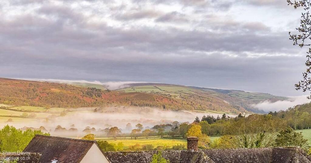 Sea fret in the Vale of Porlock from Tivington - Saturday morning by @shaun.g.davey instagr.am/p/CrxY2JaM6-s/