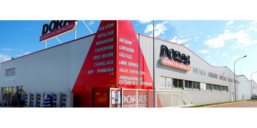 BesanconClee's tweet photo. Rencontre avec M. Hamlil, chargé RH chez Doras, de belles actions école-entreprise en perspectives pour l'année scolaire prochaine ! https://t.co/fuClTk9lz9