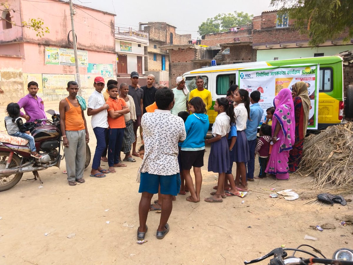 smilefoundation's tweet image. More than 12,800 families from the villages of Buxar, Bihar have received free doorstep healthcare through Smile Foundation’s Smile on Wheels Mobile hospital program.
Know more about our efforts on ground: smilefoundationindia.org/health
#HealthCannotWait #SmileOnWheels…