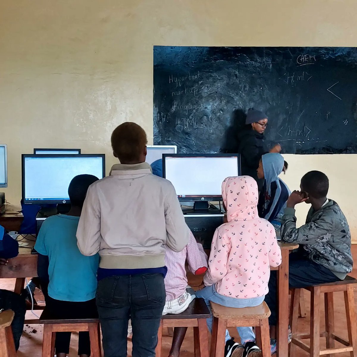 DadaStem's tweet photo. "HTML, here we come! 

Day 1 of Kids Coding Week is in full swing and we're diving into the exciting world of HTML. Our little coders are learning how to build the web, one tag at a time.

#htmlforkids 
#Kidscodingweek
#buildingtheweb
#Futuretechstars https://t.co/6cRyhJOsKC