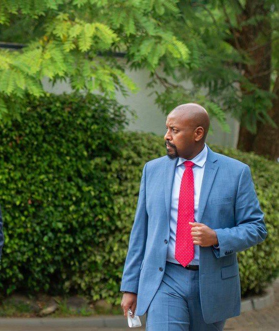 GalabuziFred's tweet photo. So if it's not H.E Gen.@mkainerugaba  then who else¿¿¿ 🤷🏻‍♂️
My only hope for the massive development of our country 👍👍👍
#generationalleader
#mkmovement everywhere
#mk for presidency come 2026
@Kayera256 
@MwesigyeFranks 
@DaudiKabanda https://t.co/za12c09y7P
