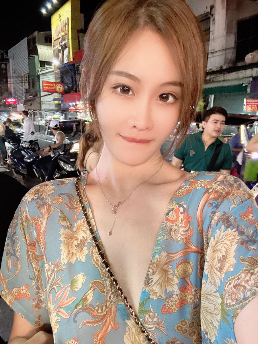 weiwei1279's tweet photo. 新的开始 不是让你忘掉过去 而是吸取教��过更好的生活 #同城 #线下 #约炮 https://t.co/Brgrd8L62D