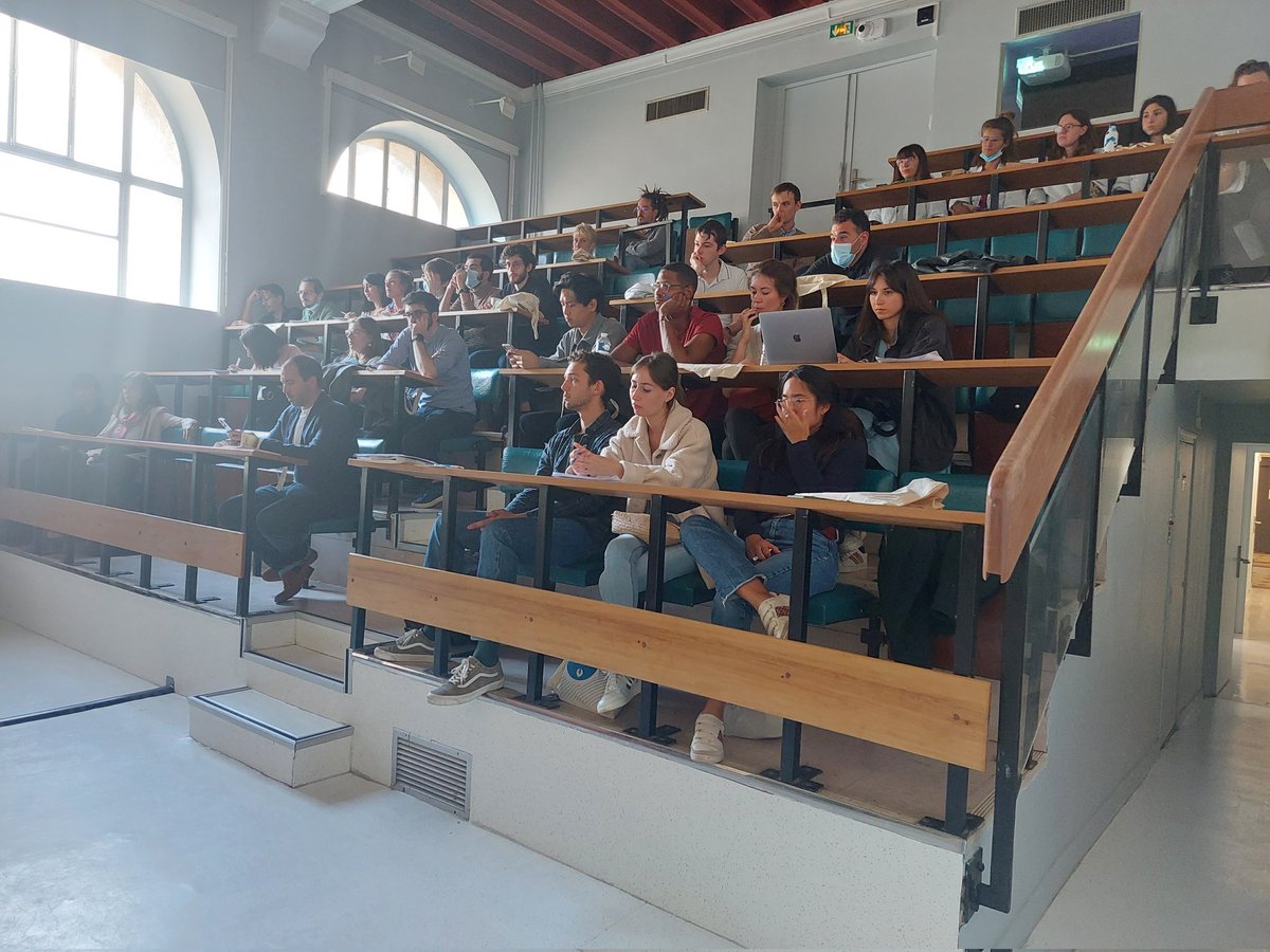 MariececileM's tweet photo. Bienvenue aux internes qui ont débuté hier leur semestre à Hôtel Dieu
@HotelDieuParis https://t.co/JbXXXjwWvK