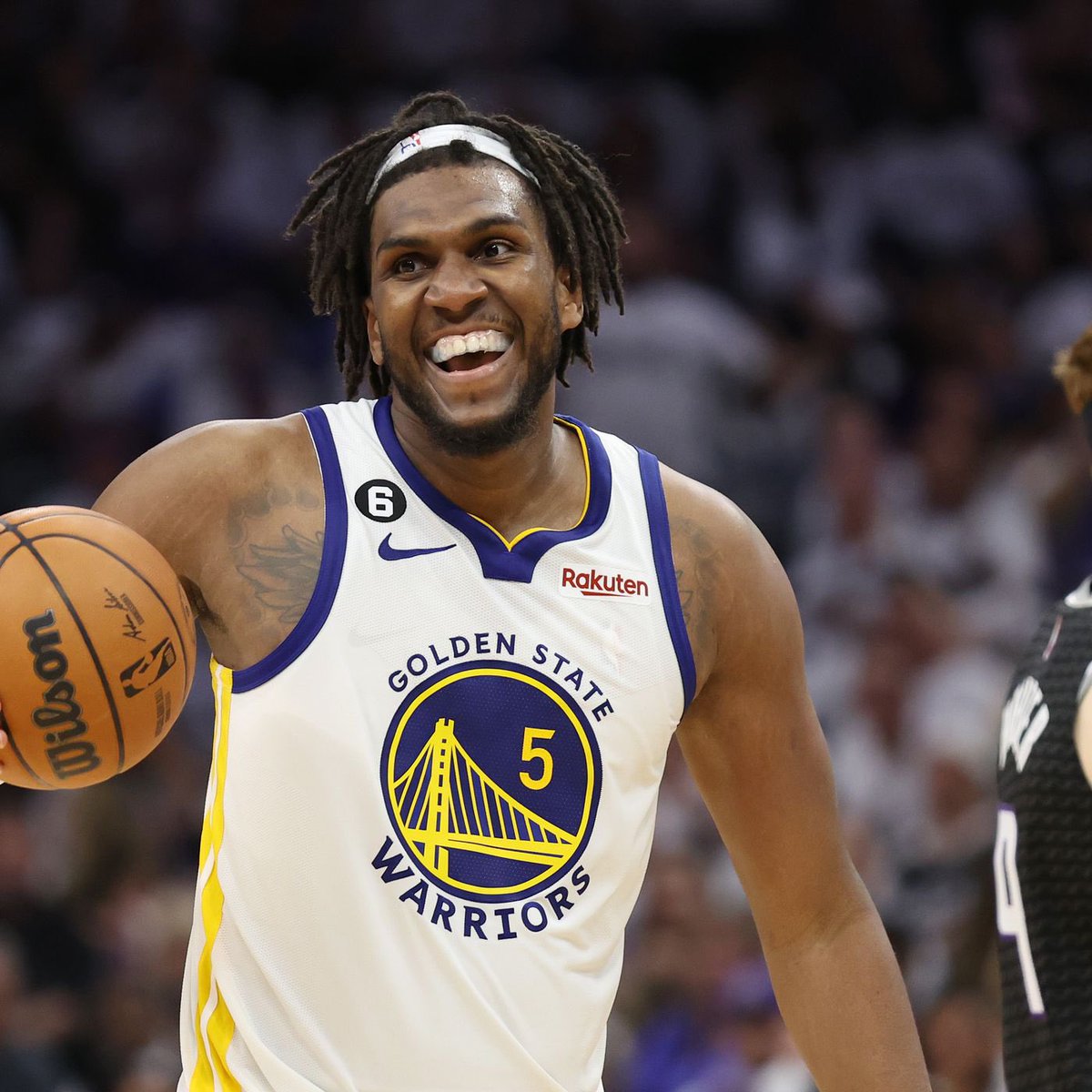 SwishUpdates's tweet image. Kevon Looney: 5 offensive rebounds 

Entire Lakers team: 5 Offensive rebounds

Hustle 🔥