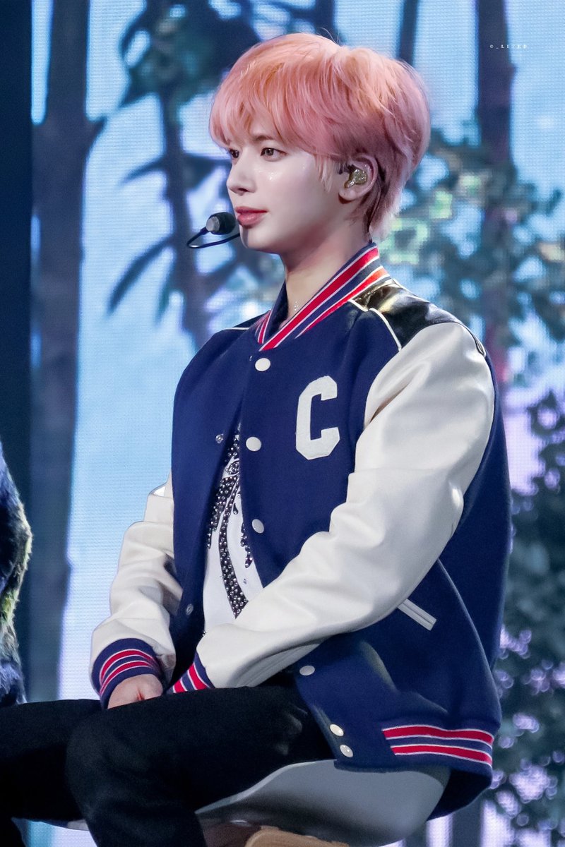 LIVED_TXT's tweet photo. 🐿️
@TXT_members 
#투모로우바이투게더 
#TOMORROW_X_TOGETHER  
#태현 #TAEHYUN https://t.co/GBiO1FQ7JH