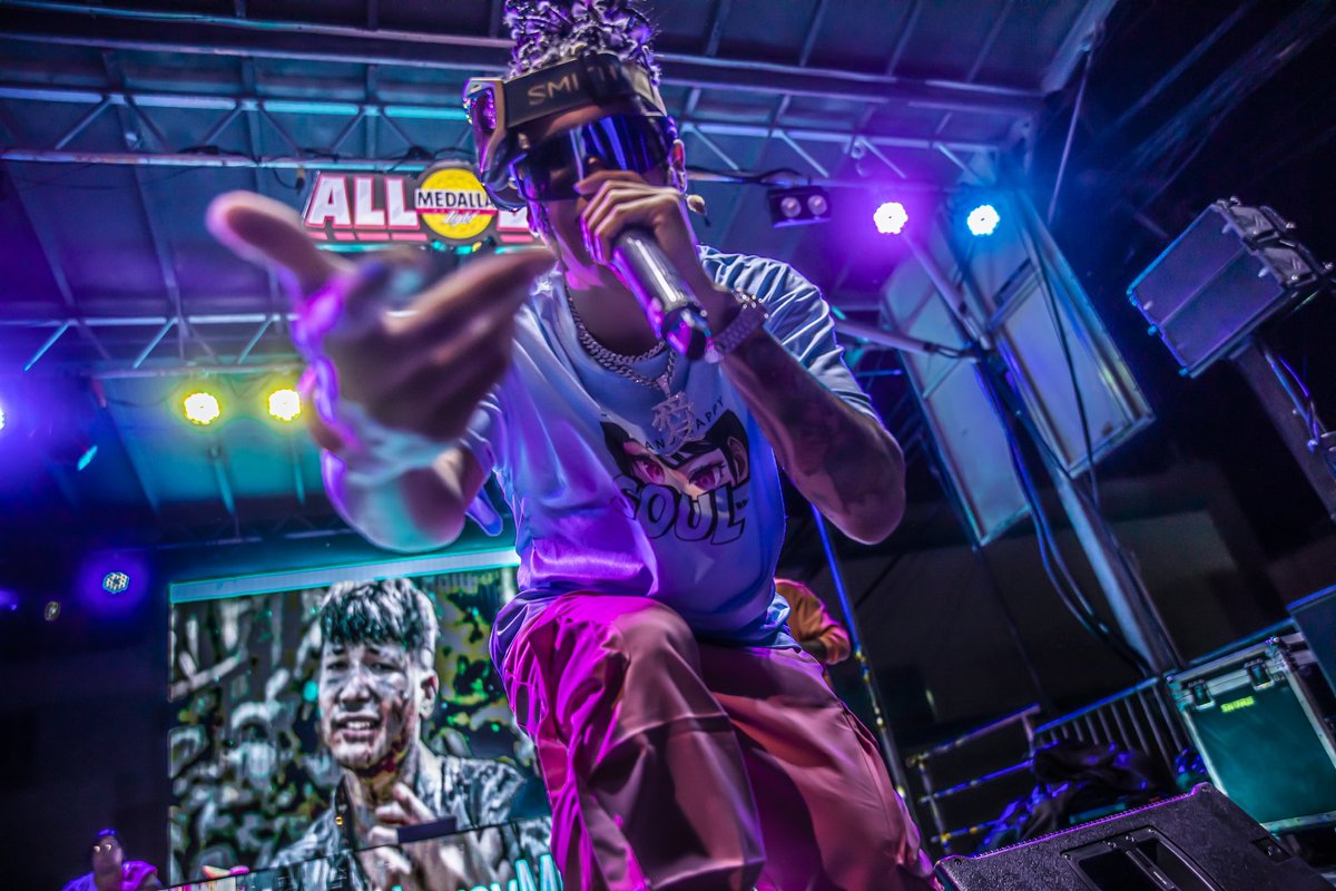 LerayMusik's tweet photo. @medallaofficial #Mayaguez #PuertoRico #Leray #kingicecreampr https://t.co/bhOh5Okxix