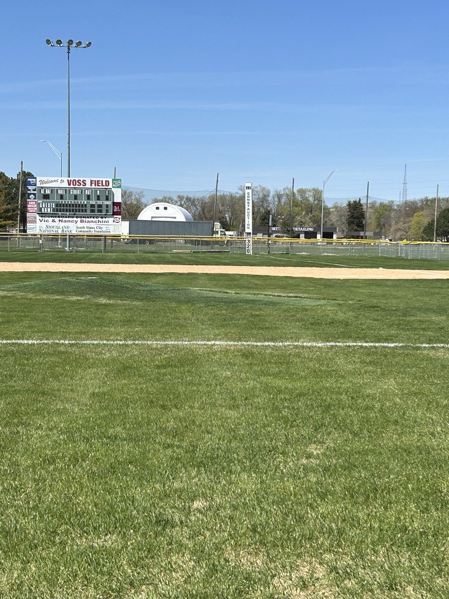 SSCardsBaseball's tweet photo. We want to thank our seniors for their dedication and commitment to our program! #dothework #preppingfornextyear https://t.co/GP8RVPzK92