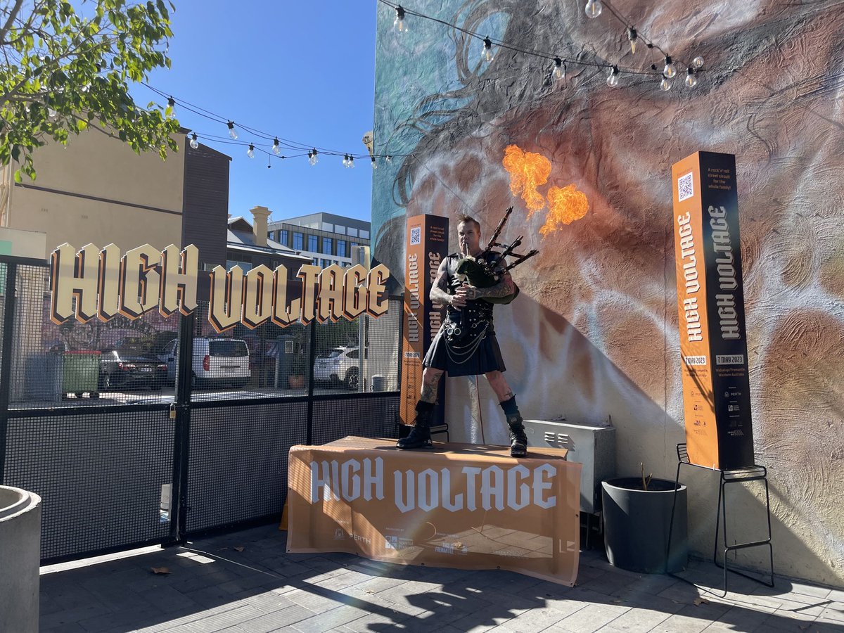 SandraEckersley's tweet photo. Cam the โBadโ Piper at media launch for #HighVoltage in Fremantle. Free โrock the streetsโ event taking over Fremantle in Perth on Sunday 7th. Should be great! #HighVoltageWA #PerthFest #auspol https://t.co/QvkyZ2yHls
