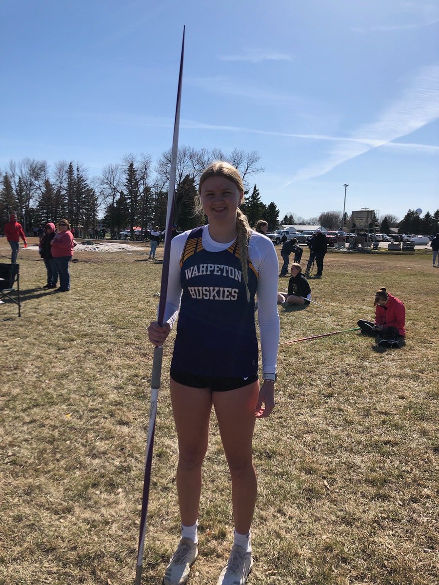 WHSHuskies's tweet photo. Congrats to Jaida Fobb and Emma Bontjes on qualifying for state today. Jaida qualified in the 400m- 1:00.79 and the High Jump -5’1”.  Emma qualified in the Javelin with a throw of 112’11”. Great job girls!! #StrengthLiesInUnity https://t.co/2s267rQ5k0