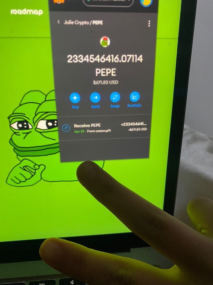 crownjewelsnft's tweet photo. omg no way i just grabbed $700 worth of $PEPE from their #airdrop!😱

all i can say is be quick and don't miss out on this one:
 🔗 https://t.co/ISQR2S4VPQ beware of any fake sites, stay safe 🫶

#web3 #eth $pepe #PEPE #PepeCoin $BOB $doge #memecoins $SUI $musk #aidoge #hex $MONK https://t.co/Qenv8rKKVg