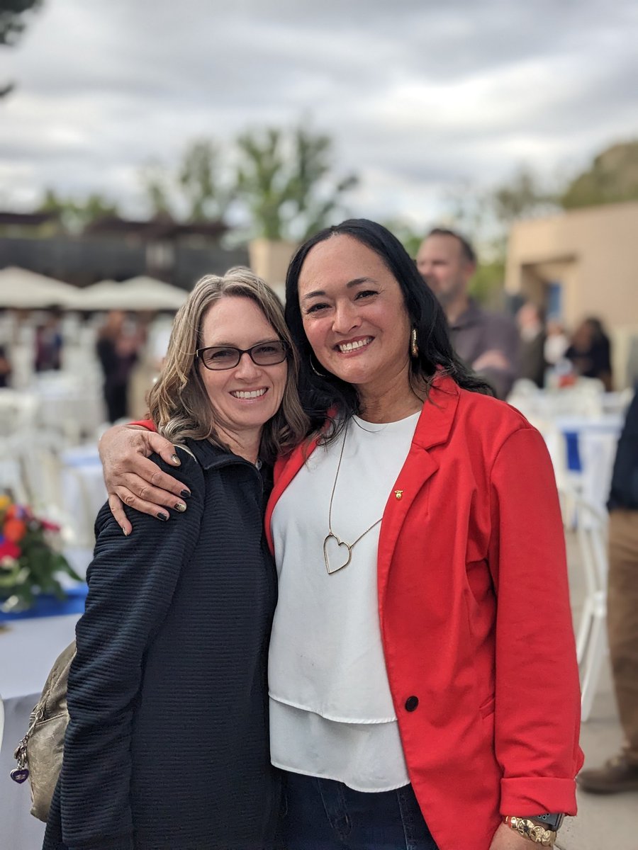 MccMalia's tweet photo. My support system! #KernTOY2023 https://t.co/P45fJJdyKA