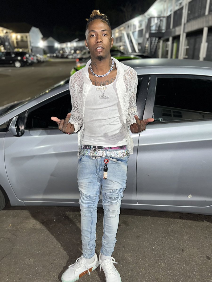 chirp_zilla's tweet image. Been Turnt 🤩 Way Befo This 💩 Was a Trend ✍🏾