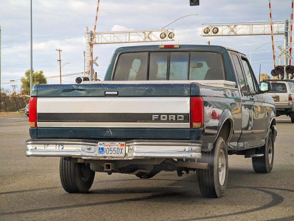 JustCarsTrucks's tweet photo. #Ford #F150 #FordF150 #JustCarsandTrucks #cars #trucks #luxurycar #junkcar #car #truck #jeep #suv #van #minivan #sedan #pickuptruck #pickup #coupe #wagon #stationwagon #hatch #hatchback #liftback #Fresno #California #UnitedStates #ÉtatsUnis #055DX https://t.co/WYzWRlJ1mn https://t.co/F4rXGcHvZH