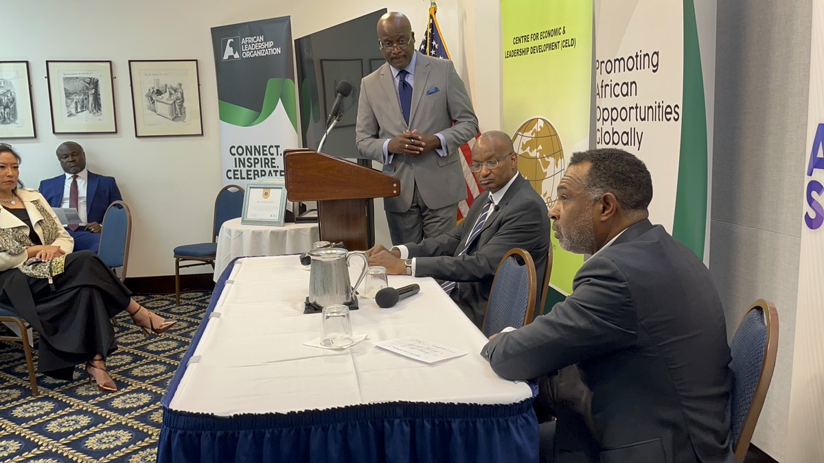 BlackMENNetwork's tweet photo. The 2023 African Finance Leaders’ Summit. A group of strong intelligent Black and African leaders gathered for the strength of our people.#God #Blessed #blackmennetwork #intelligenceworkingtogether #blackisbeautiful #blackintelligence https://t.co/Pa6uDsxZTj