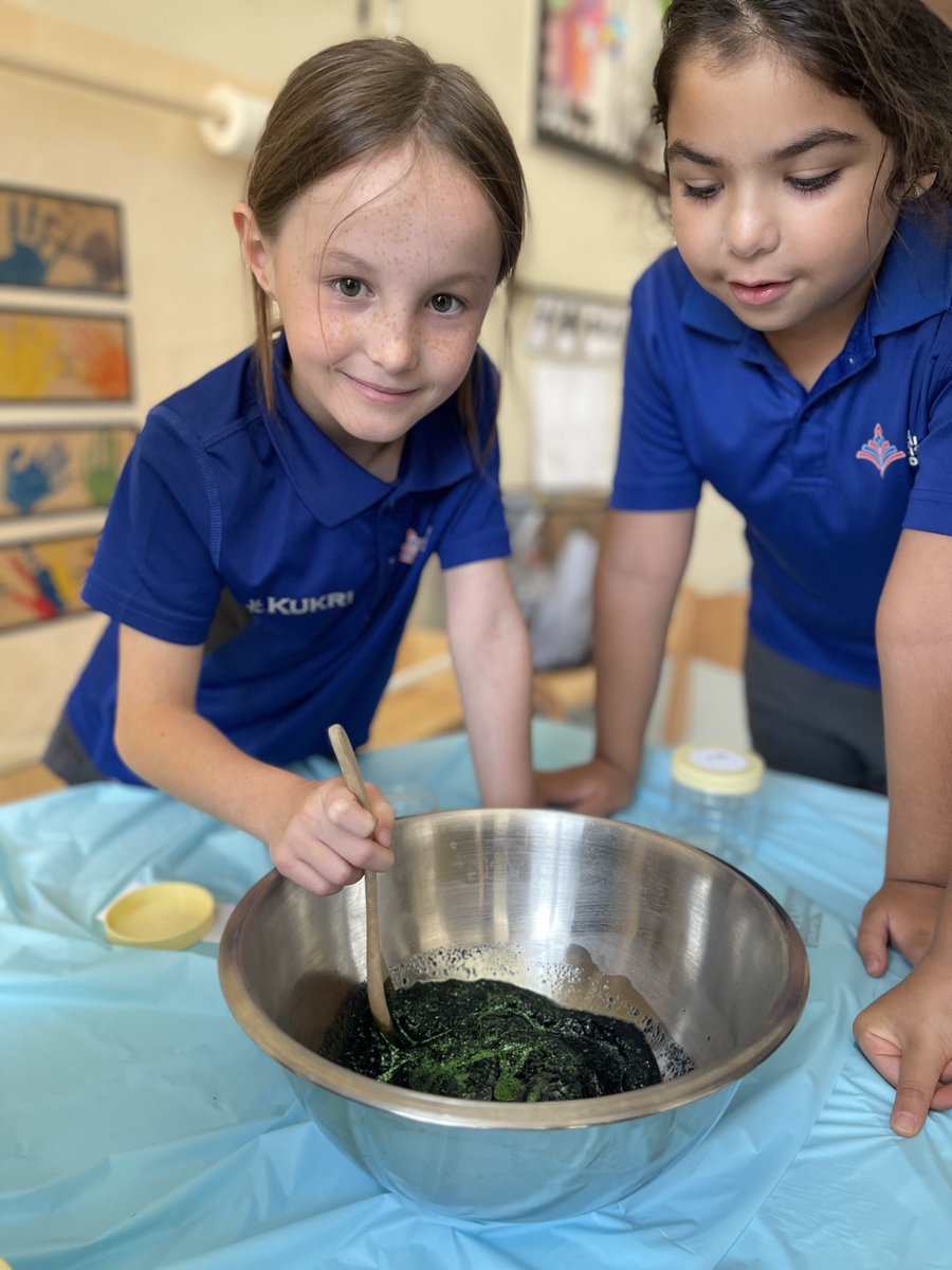 DubaiBritishEH's tweet photo. Play Dough Clay CLub ECA had a wonderful time getting creative yesterday!

#ECA #Opportunities # PlayDough #ClayClub https://t.co/XhxuL0iBco