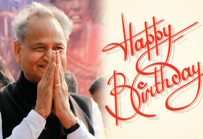 माननीय मुख्यमंत्री श्री ⁦<a href="/ashokgehlot51/">Ashok Gehlot</a>⁩ जी को जन्मदिवस की हार्दिक बधाई व आत्मीय शुभकामनाएँ l
ईश्वर से आपके स्वस्थ जीवन व दीर्घायु होने की प्रार्थना करता हूँ l