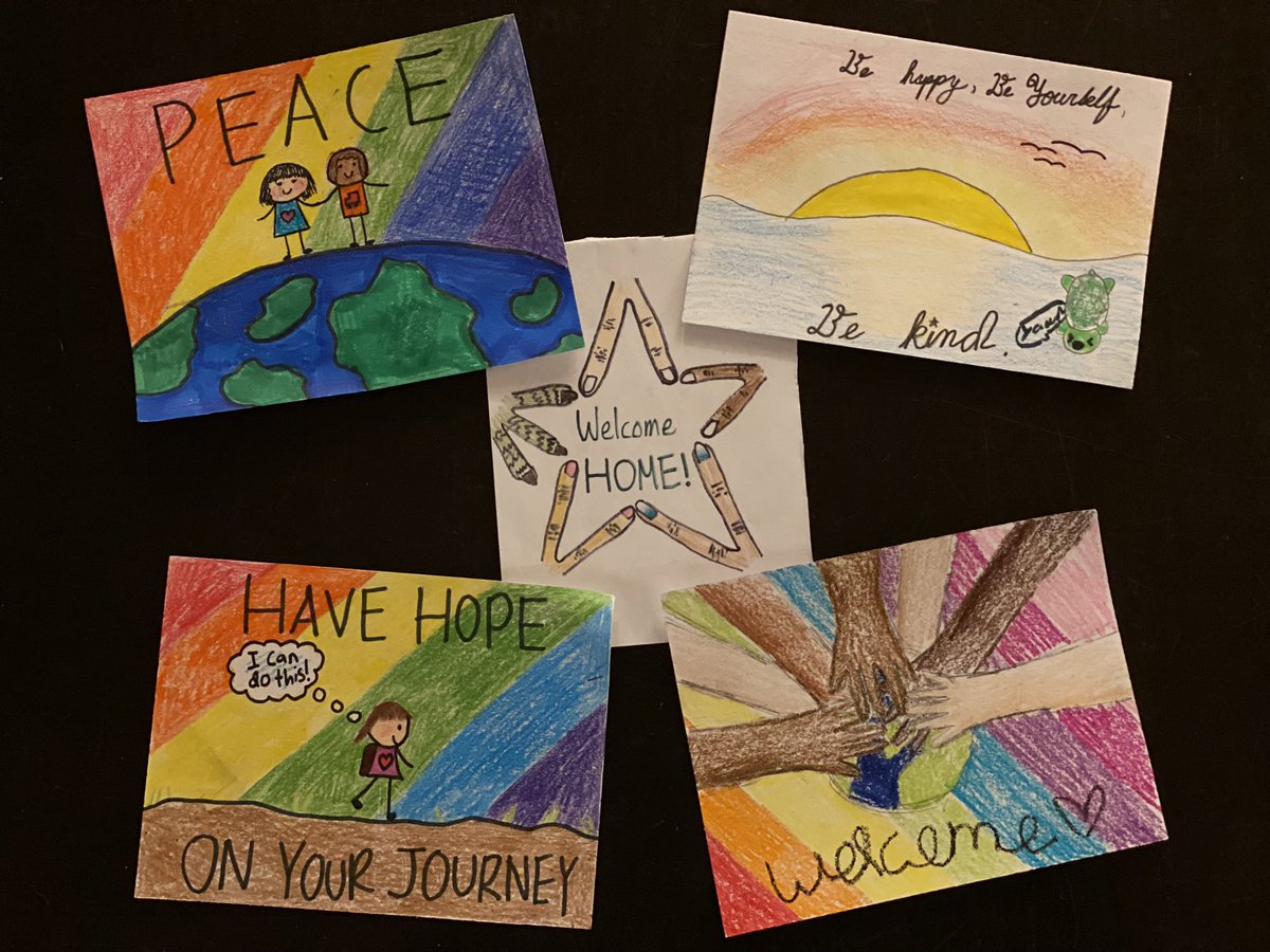 lori_huntsman's tweet photo. Artivists making a difference ๐ The Spreckels Wildcats have made more than a thousand postcards for the #WelcomingRefugeesProject with @studentsrebuild ๐ The talent of these amazing artists never ceases to amaze me! ๐๏ธ#DoubleDays #empathy #kindness #art
https://t.co/5QNJg3iwDq https://t.co/Exw8Php3EY