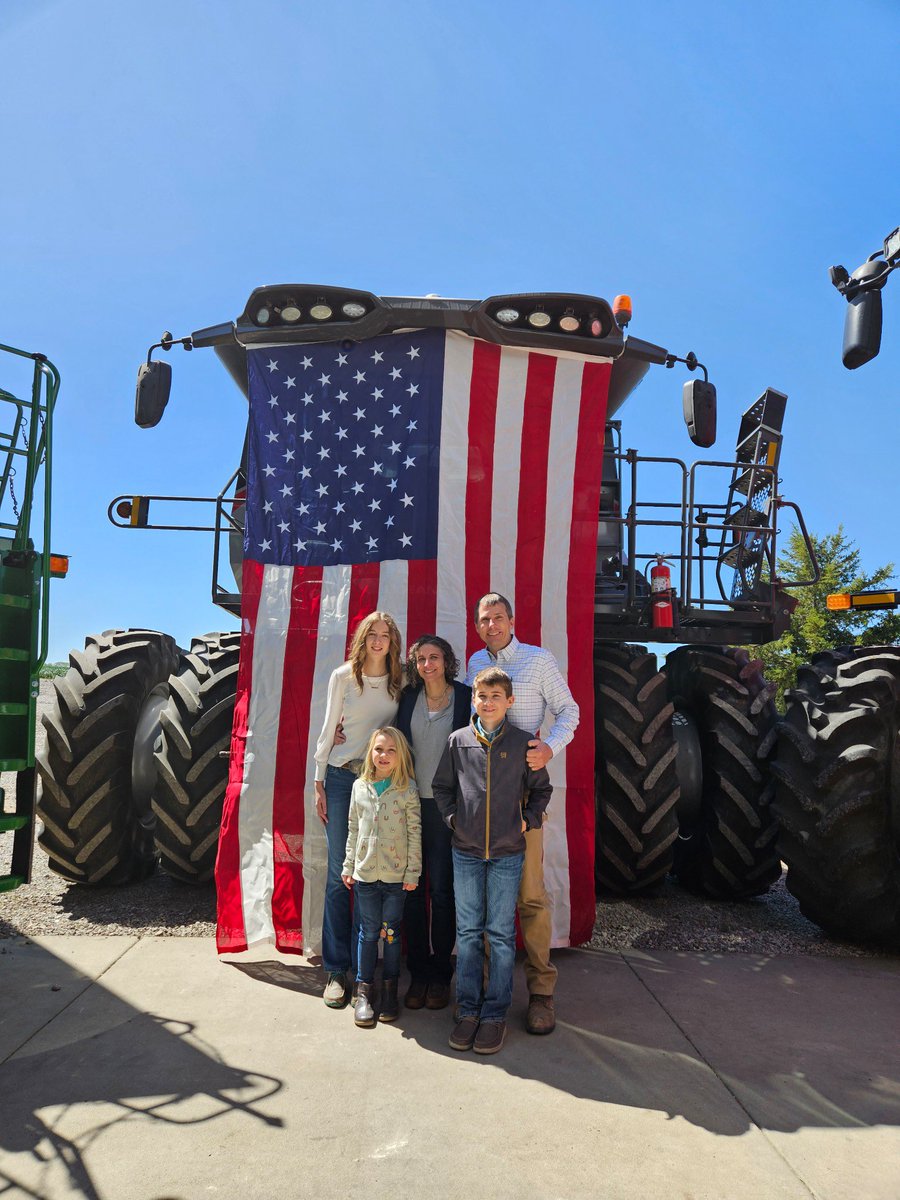 jjknopf's tweet photo. I was grateful to share space on our farm today to host @HouseAgGOP Chairman @CongressmanGT and @RepMann along with good friends and colleagues in agriculture from just down the road to across Kansas. I was especially proud to have @SESFFA1 help host the event. https://t.co/bYtaVPicfD