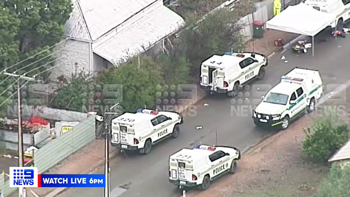9NewsAdel's tweet photo. #DEVELOPING: Emergency services have rushed two police officers to hospital, after they were reportedly stabbed during a high-risk incident at Crystal Brook.

It's understood an offender may have been shot dead at the scene. #9News https://t.co/UOHD38jtQ4