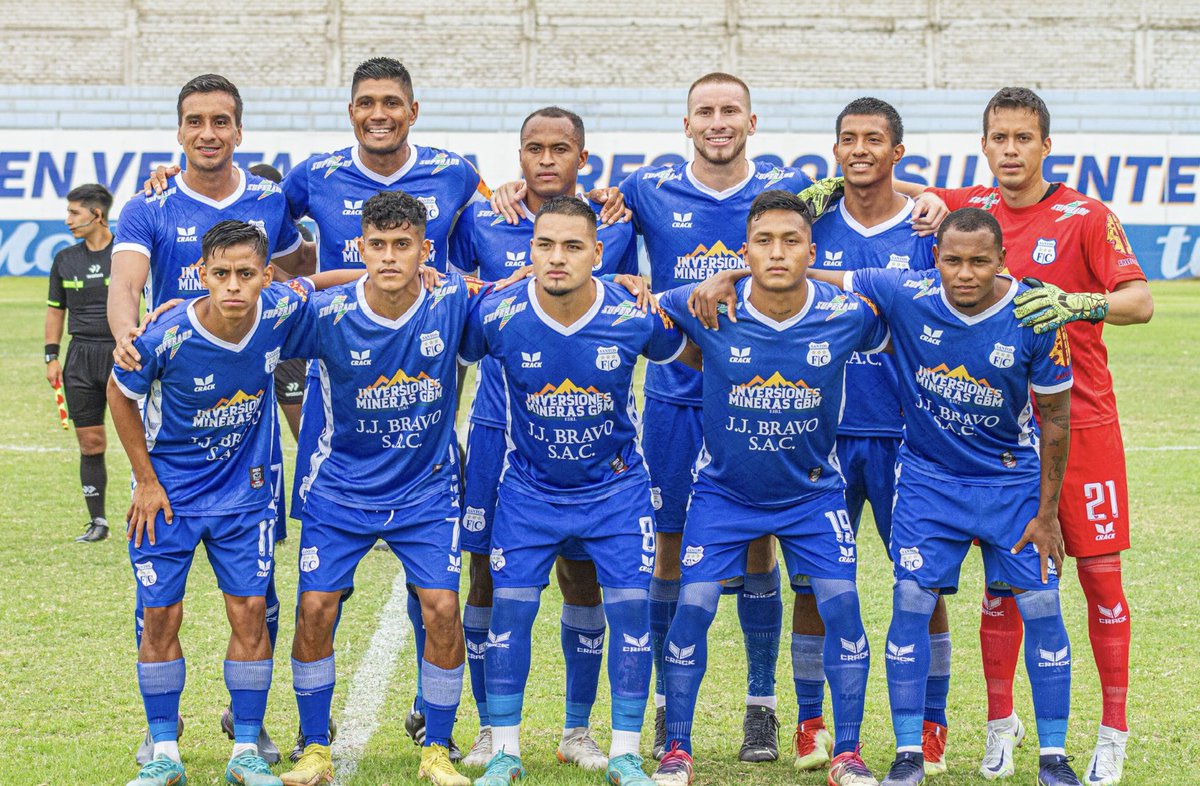 UnTalAaronSan's tweet photo. Esta tarde en Ventanilla empataron a cero Deportivo #Coopsol y #Santos FC por la #Liga2
A diferencia de otras veces, el resultado de esta tarde no se explica desde la ineficacia en los delanteros, sino por un “temor” arbitral a las jugadas de peligro.

📷Paolo Vallejo/@DeChalaca https://t.co/d3ygmrebf0