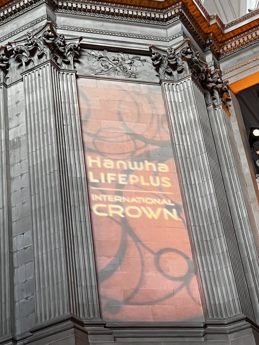 RickiLPGA's tweet image. Perfect kickoff the the Hanwha Lifeplus International Crown at SF City Hall. 8 countries. 4 players from each country. Vying for the Crown on Sunday! 👑 #HardingPark