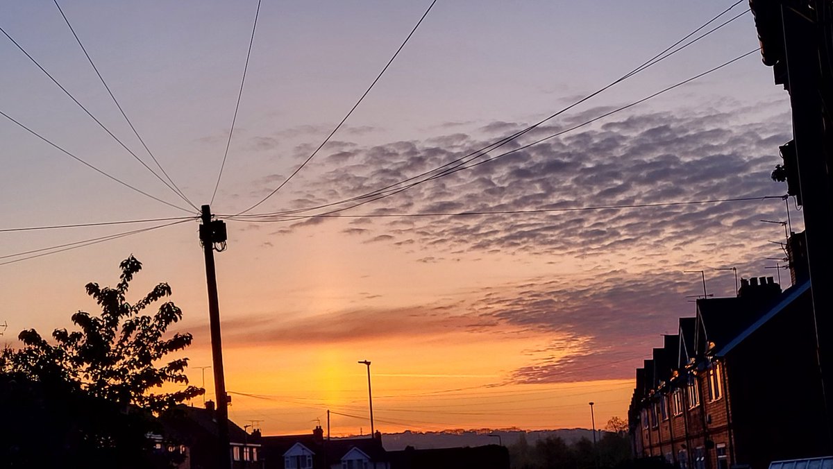 Alan48385348's tweet photo. This mornings sky https://t.co/eUYmy9KWVO